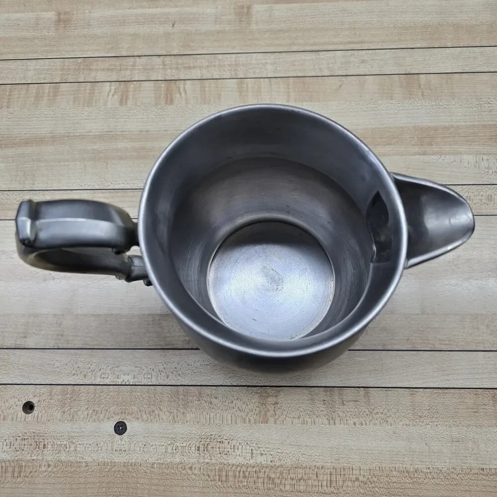 Vintage Oneida Heirloom Handled Pewter‎ Pitcher 7” Height Heritage Old Money